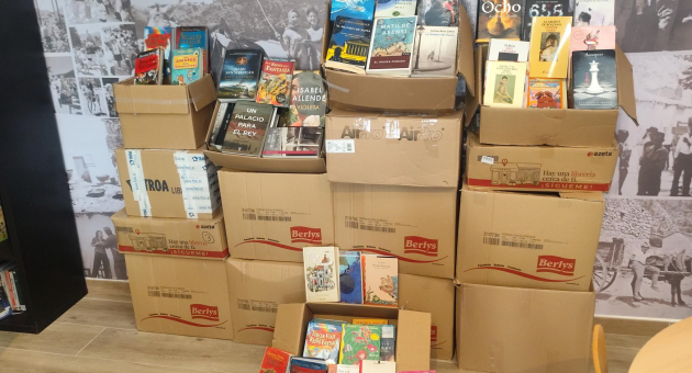 El Centro de lectura Carmen Crespo vuelve a mejorar su fondo bibliográfico